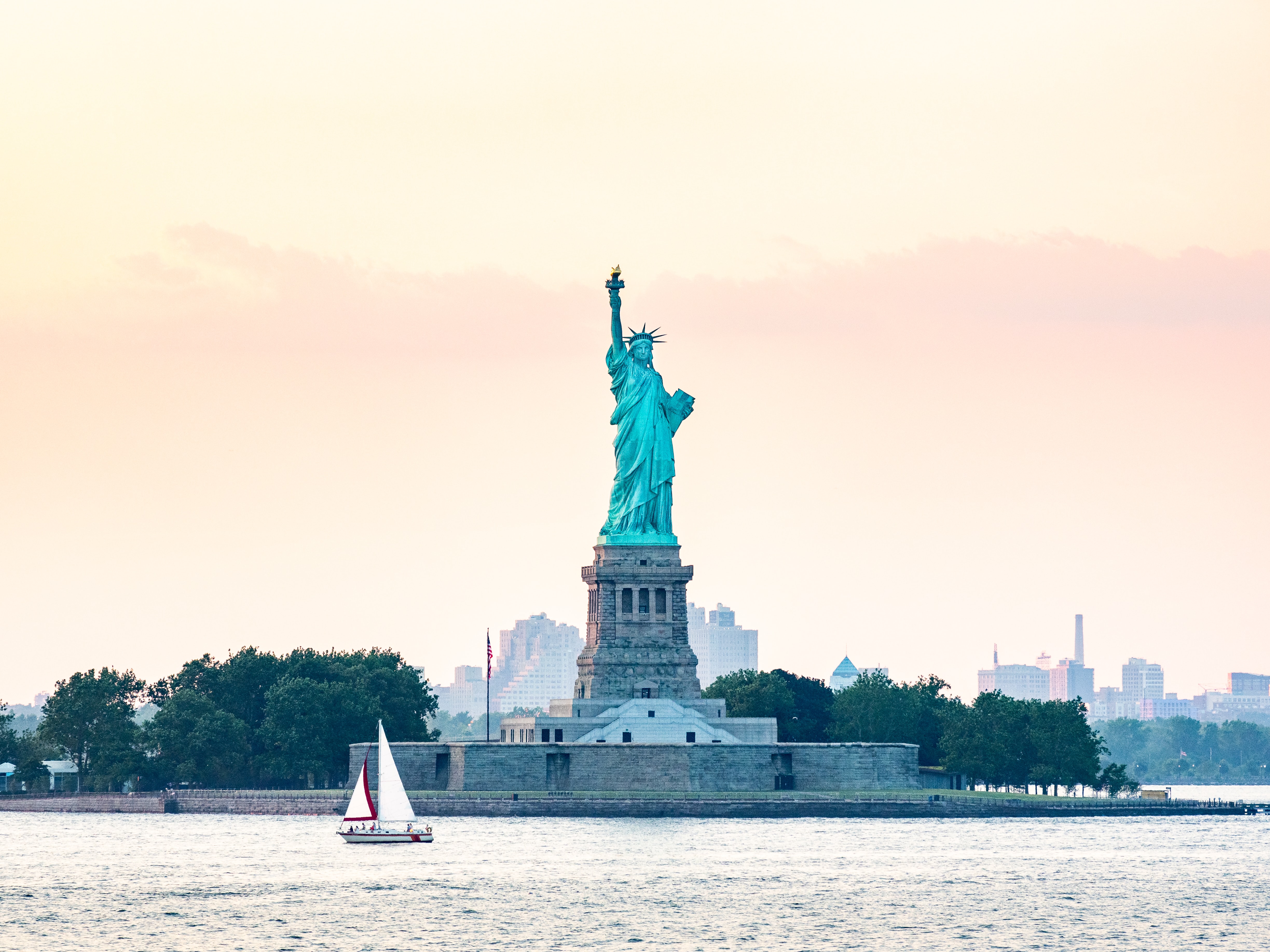 Photograph of the Statue of Liberty, by Dimitry Anikin Photograph of the Statue of Liberty, by Dimitry Anikin